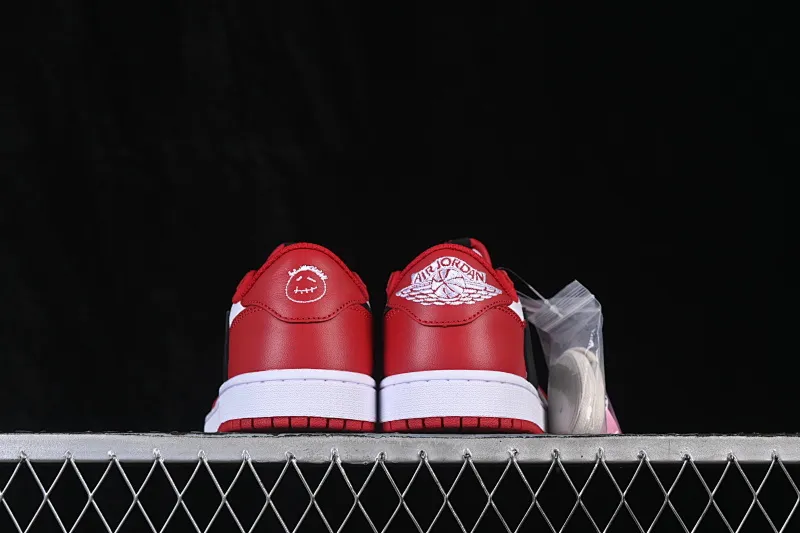 All categories Air Jordan Jordan series basketball shoes Air Jordan 1 Low ZG version Travis Scott x Air Jordan 1 Low OG AJ1 Joe 1 undercut low top full head layer DM7866-101